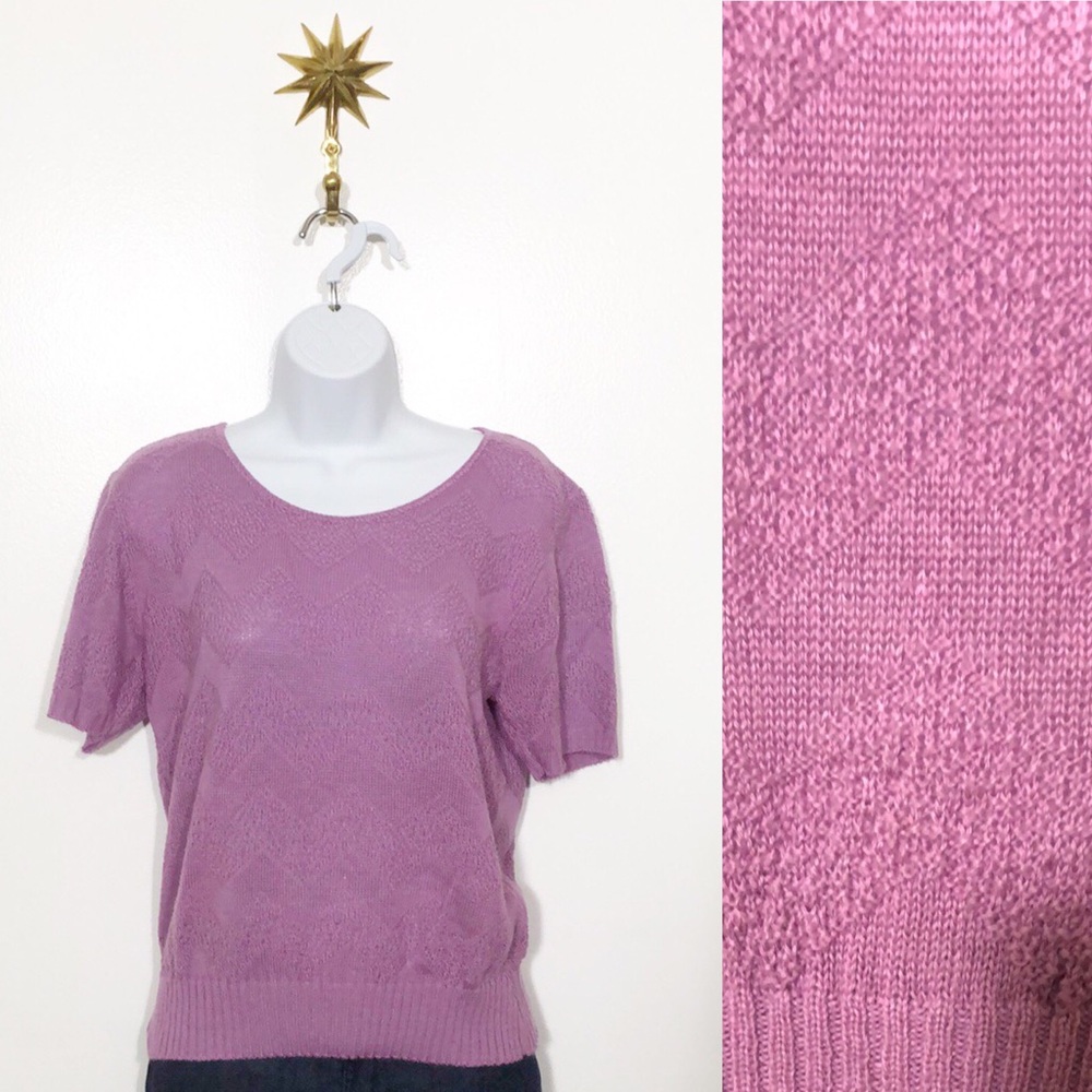 Vintage Lilac short sleeve knit w/chevron pattern